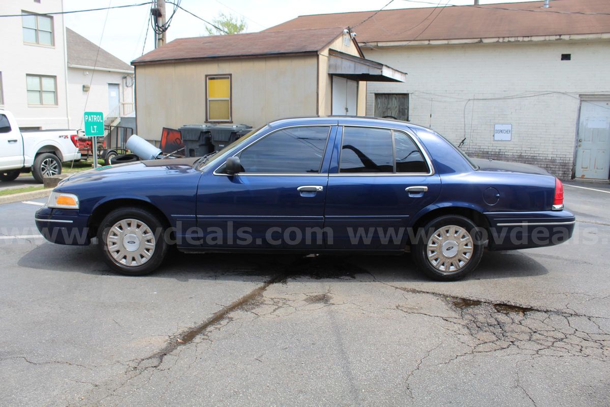 2005 Ford Crown Victoria
