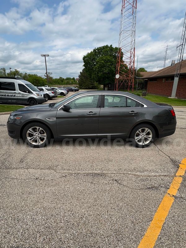 2017 Ford Taurus