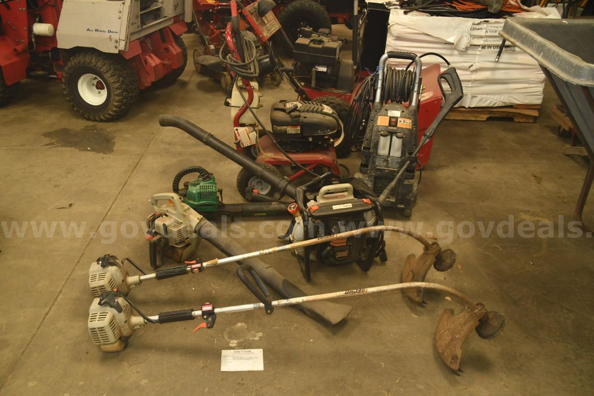1 Lot of used power equipment/ weed eaters/leaf blowers/pressure washers/ snow blower