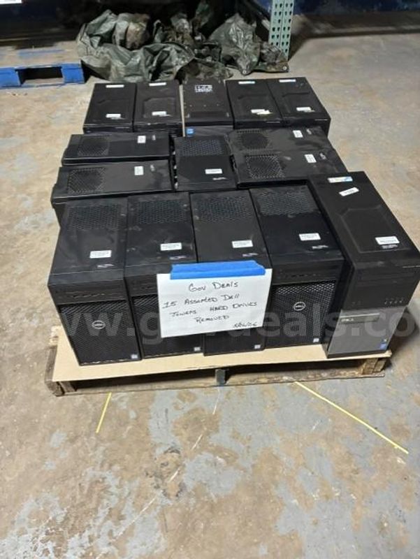 15 dell tower computers no hard drives condition unknown