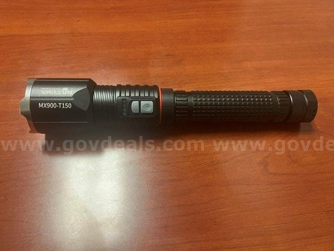 Warsun MX900-T150 Flashlight