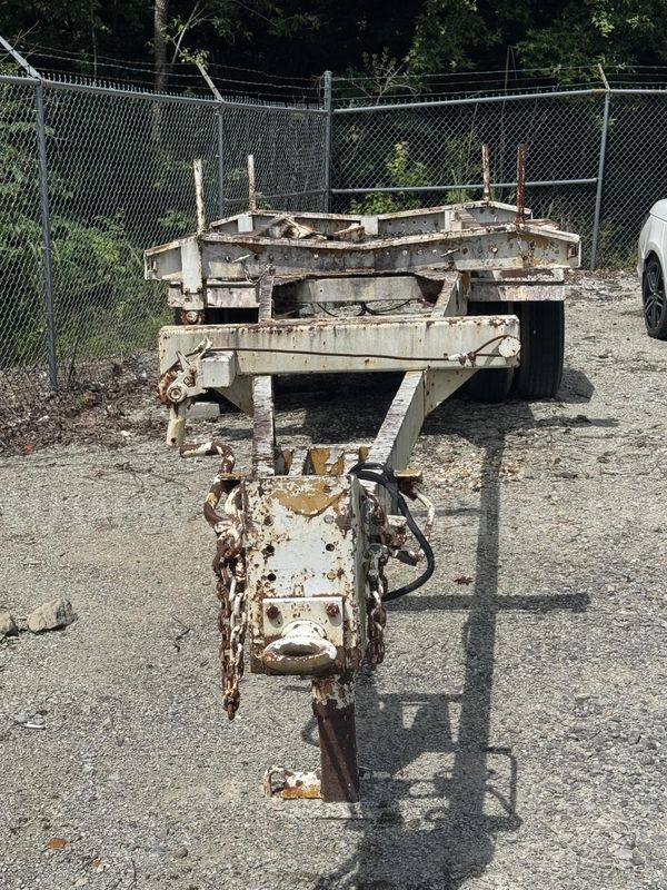 Utility pole trailer