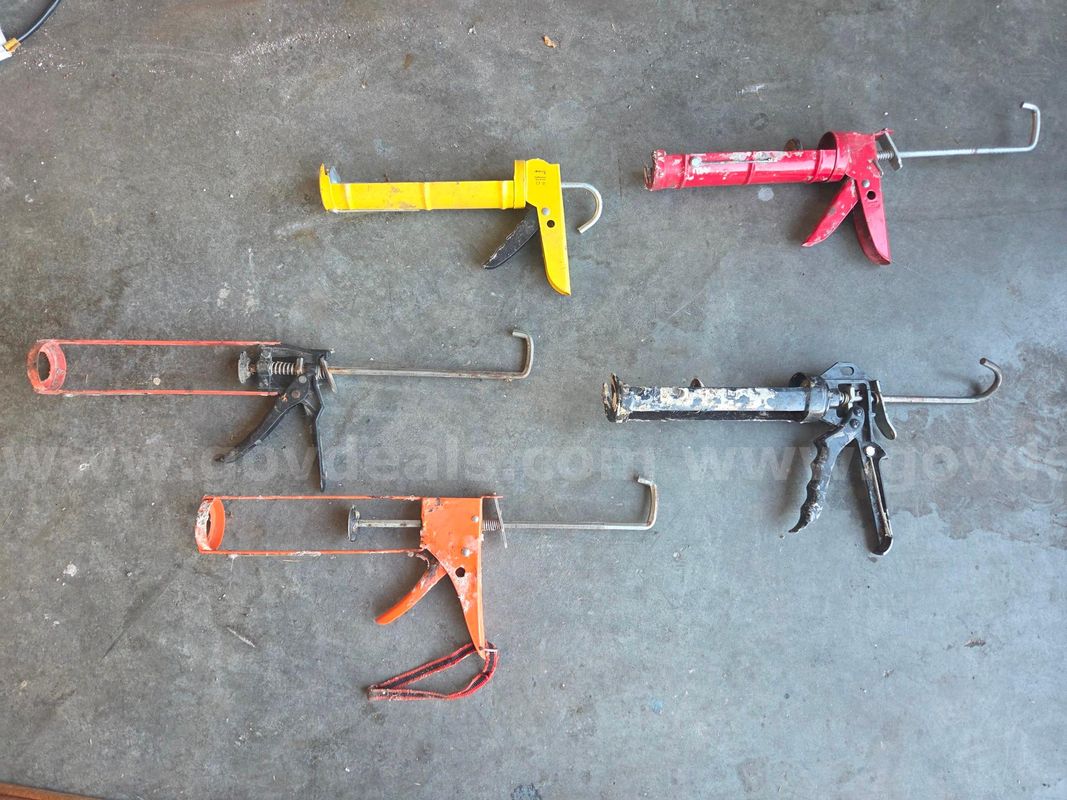 caulk guns 5