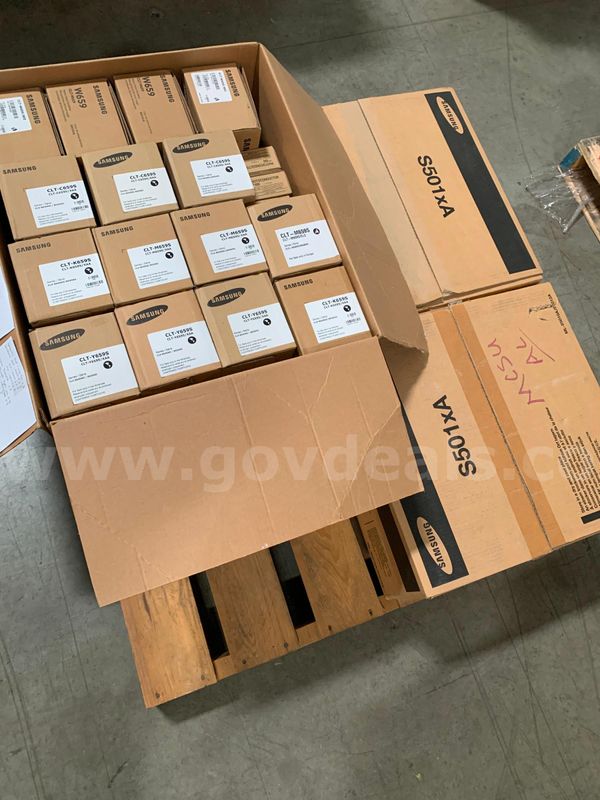 ***Pallet of Toner Cartridges (Assorted Varieties) ***