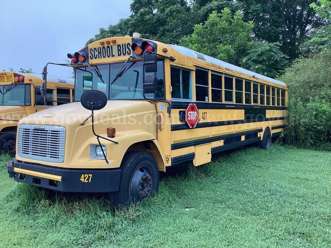2004 Freightliner FS65 (North #427)