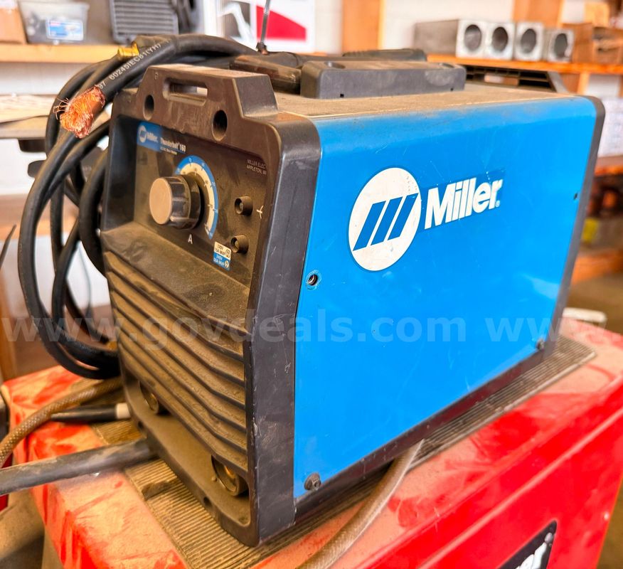Miller Mig Welder Thunderbolt 160 DC Stick Welder