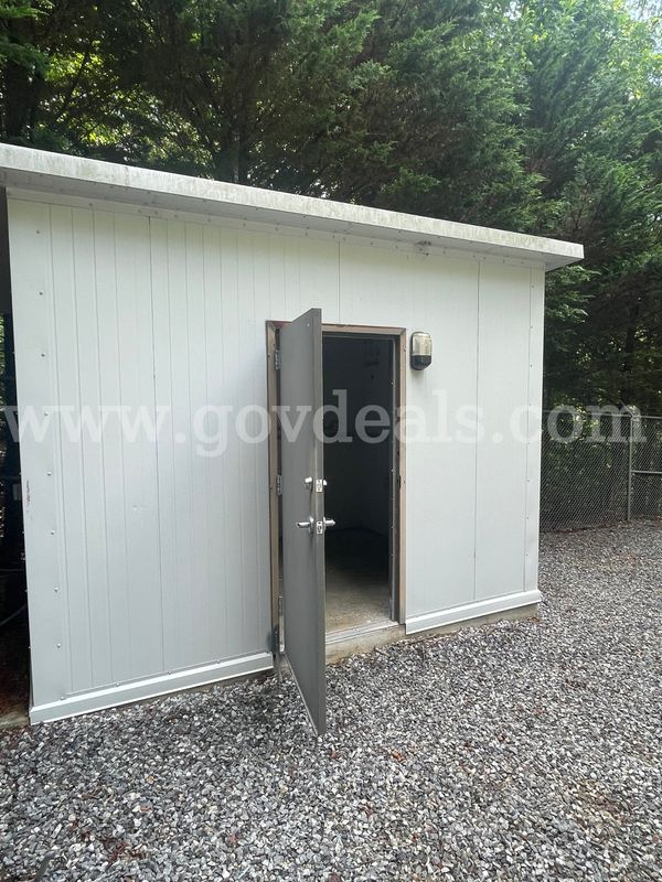Precise Metal Building 9ft X 12ft. 9ft eave height building. 1X12 roof pitch