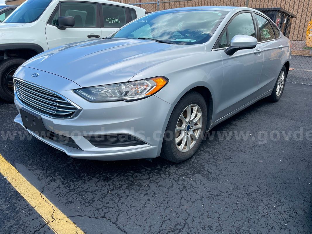 2017 Ford Fusion SEDAN 4-DR, 2.5L L4