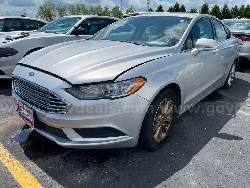 2017 Ford Fusion SE SEDAN 4-DR, 2.5L L4