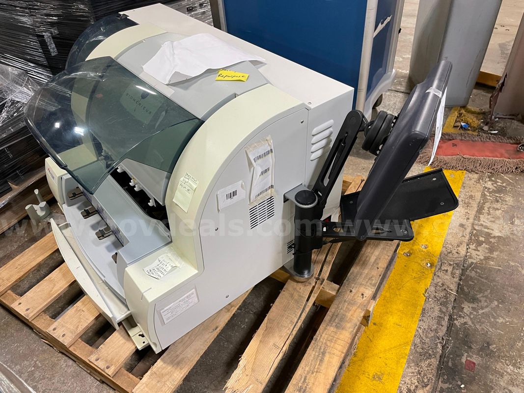 NucliSens EasyMag Extractor