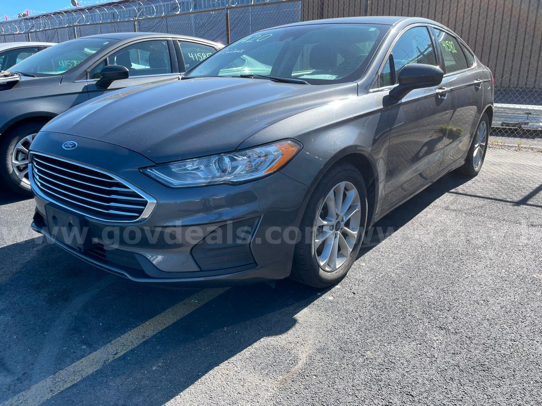 2019 Ford Fusion SE SEDAN 4-DR, 2.5L L4