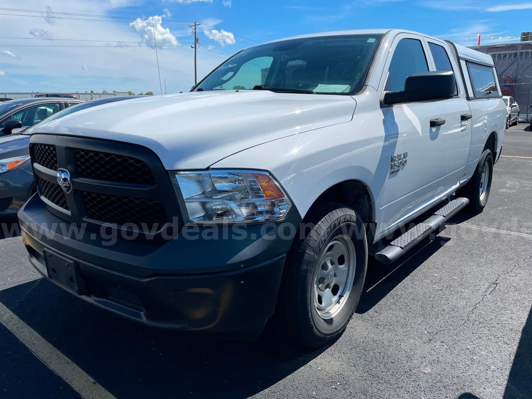 2019 RAM 1500 Classic 4WD EXT CAB PICKUP 4-DR, 3.6L V6