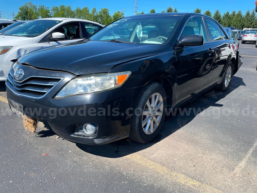 2011 Toyota Camry XLE SEDAN 4-DR, 2.5L L4