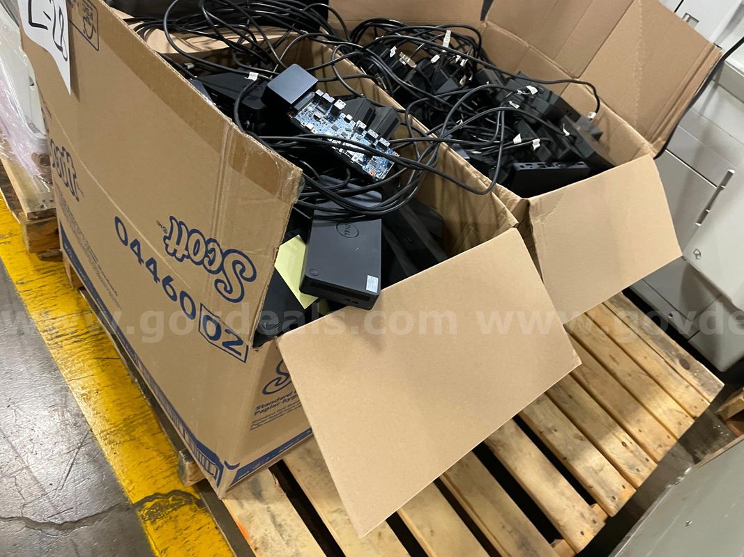 Lot of Dell Docking Stations