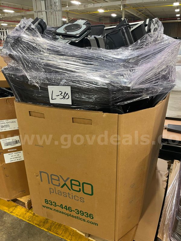 Lot of Various HP PC Monitors
