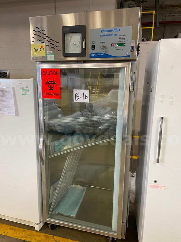 Fisher Scientific Refrigerator, Model 13-986-124RA