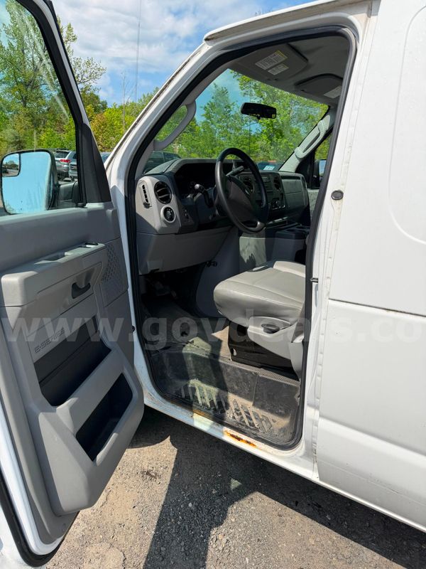 2014 Ford Econoline