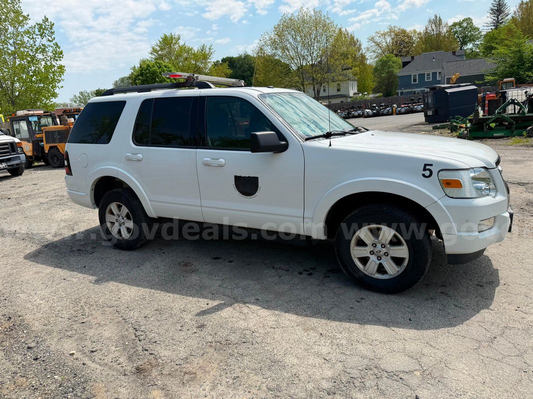 2010 Ford Explorer
