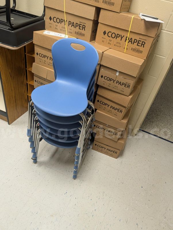 medium student chairs