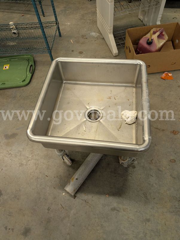 Stainless Steel sink on wheels