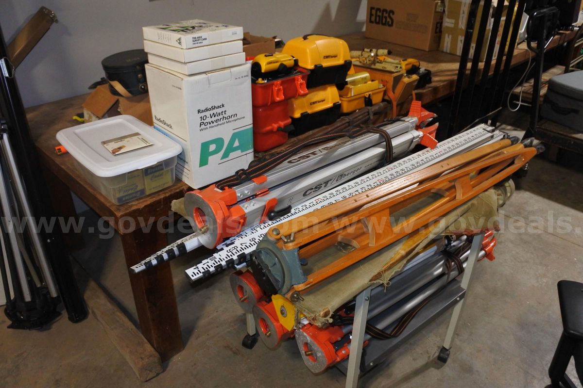 Equipment, Lot Of Surveying
