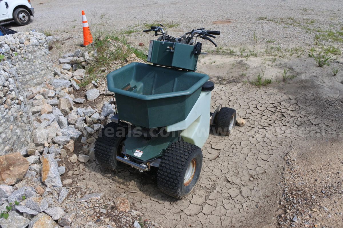 Sprayer/Spreader, Permagreen Ride-On (Pc# 220046)