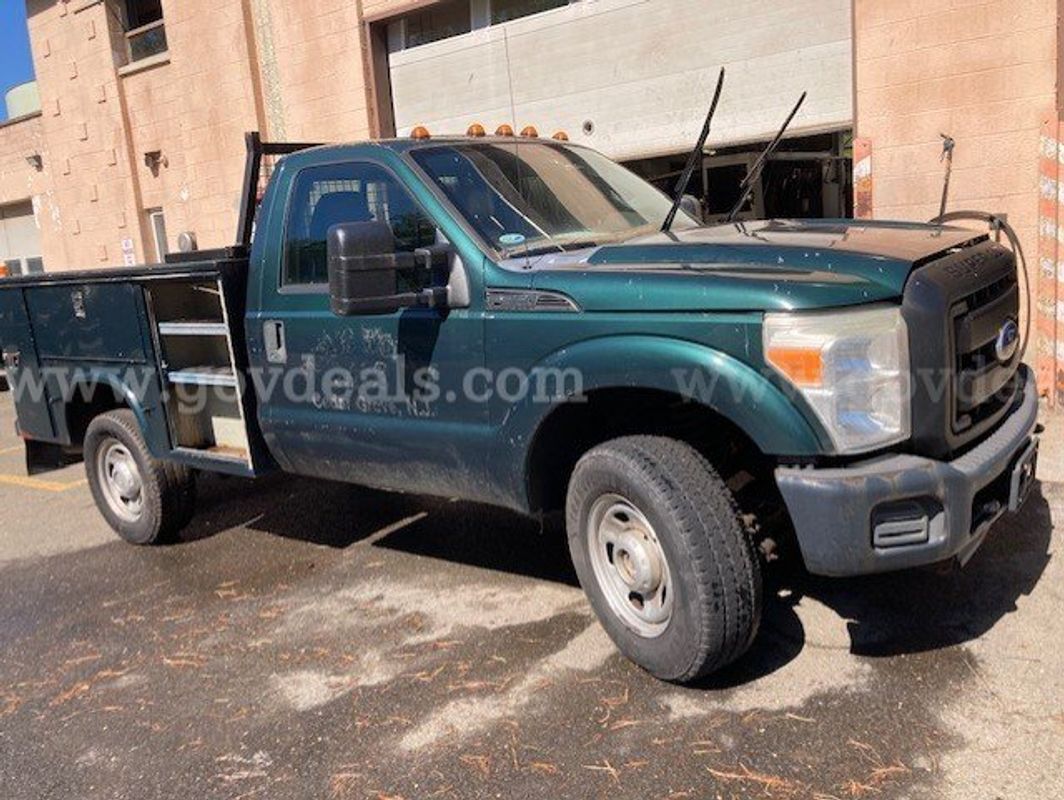 2011 Ford F-350 SD XL 4WD