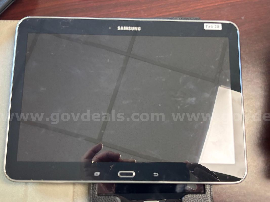 Lot of 15 Samsung Galaxy Tab 4 tablets (Model SM-T530NN)