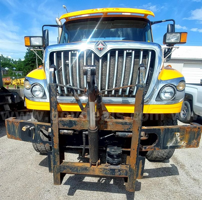 2011 International WorkStar 7600