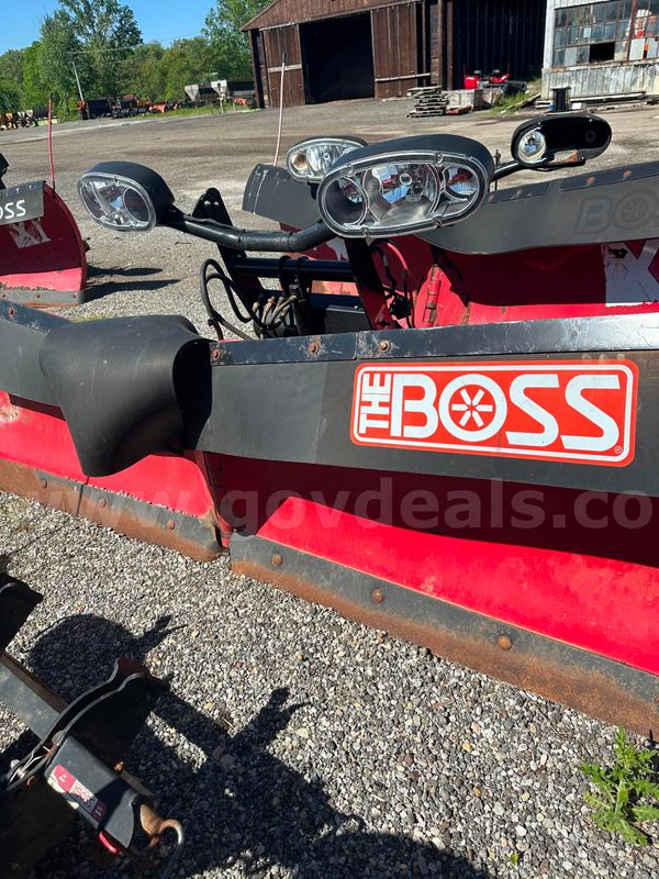 Boss 8'2" Power VXT Snow Plow