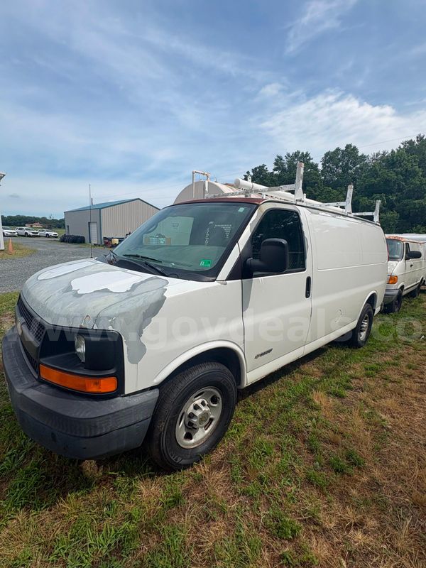 Cargo Van - 2005 Chevrolet Express 2500