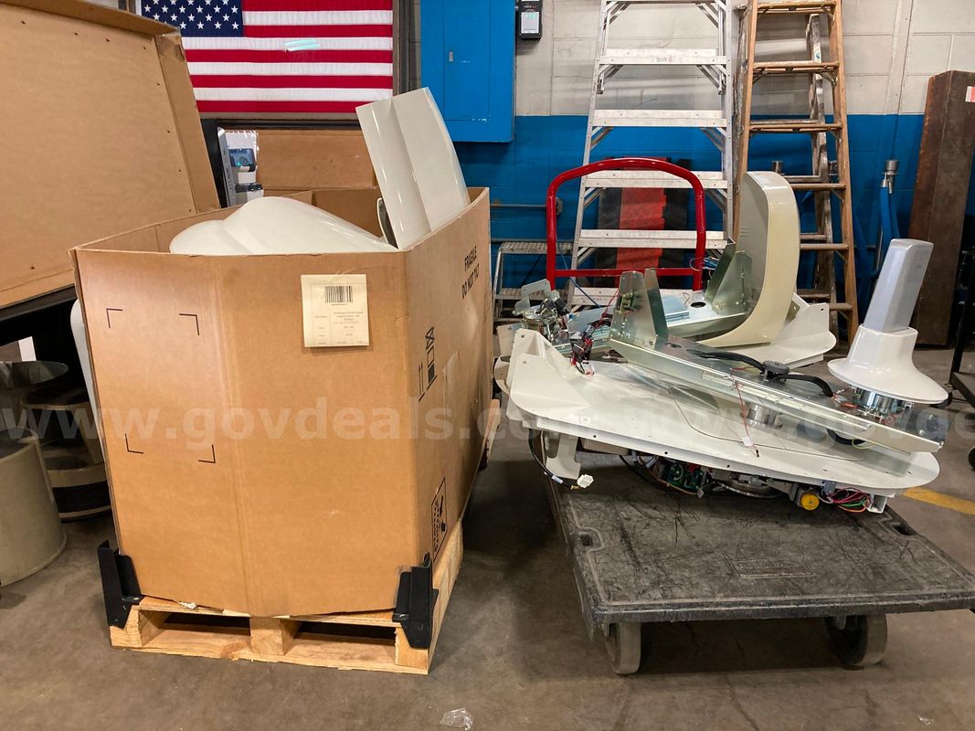 (1) CareStream CS9300 Dental Imaging System [IU042604] and KODAK 9000 3D XRay System [IU032656]