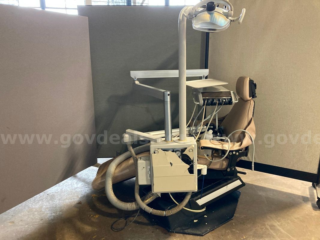 (1) Aidec Dental Chair and Dental Light