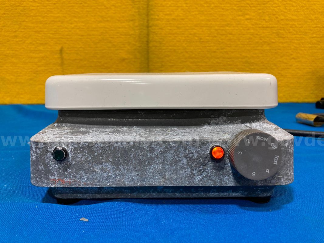 (1) Corning Model PC-310 Laboratory Stirrer