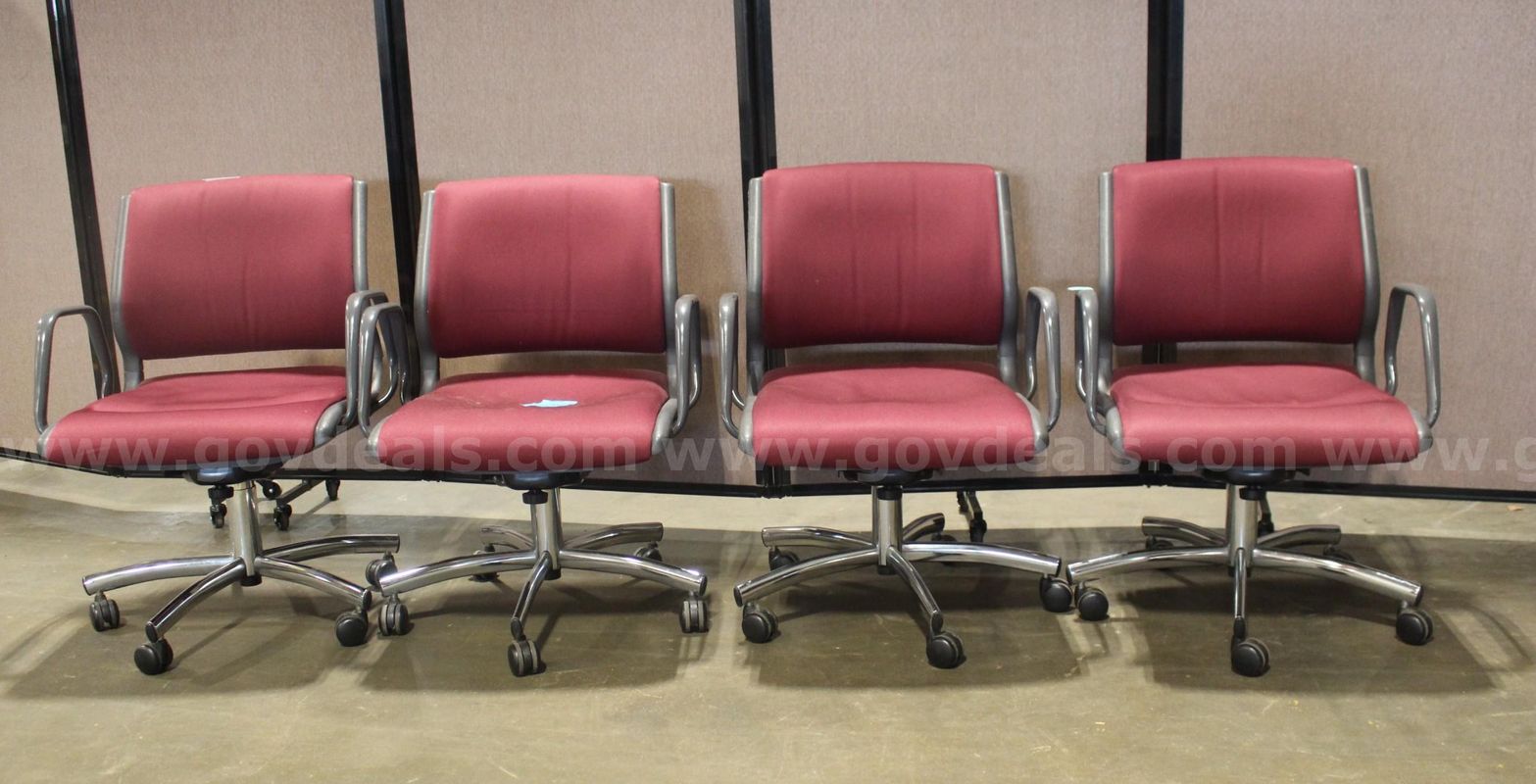 (4) Steelcase Swivel Conference Chairs
