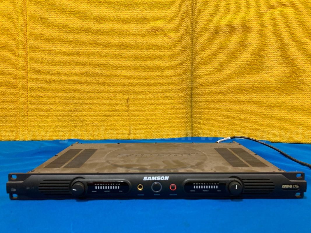 (1) Samson Servo 120a2 Channel Power Amplifier