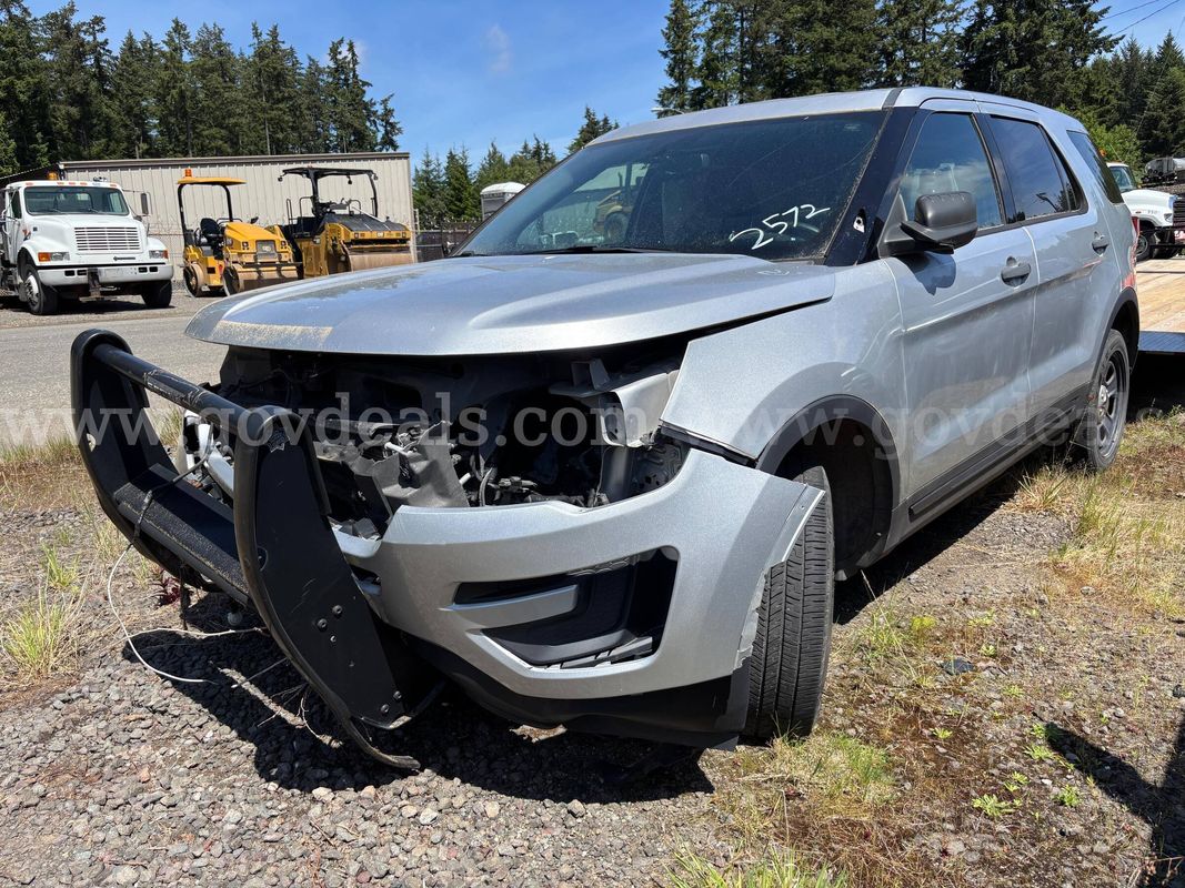 2017 Ford Explorer *Totaled*