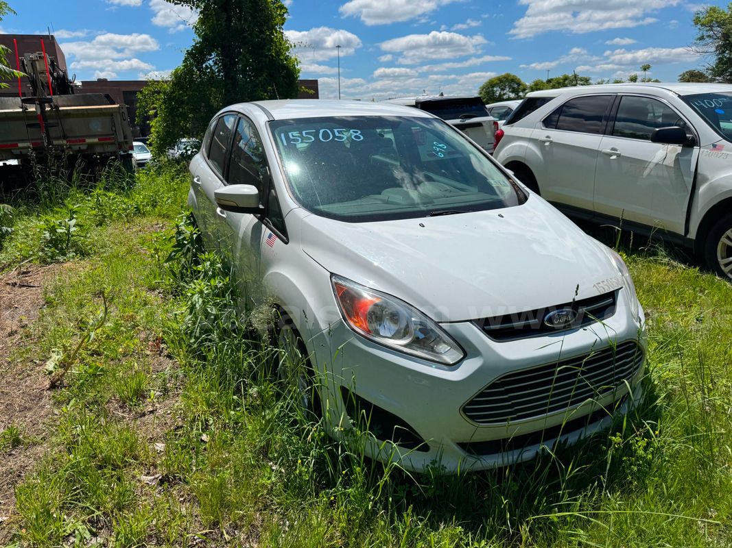 2015 Ford C-Max Hybrid LOT698 - 155058 - R