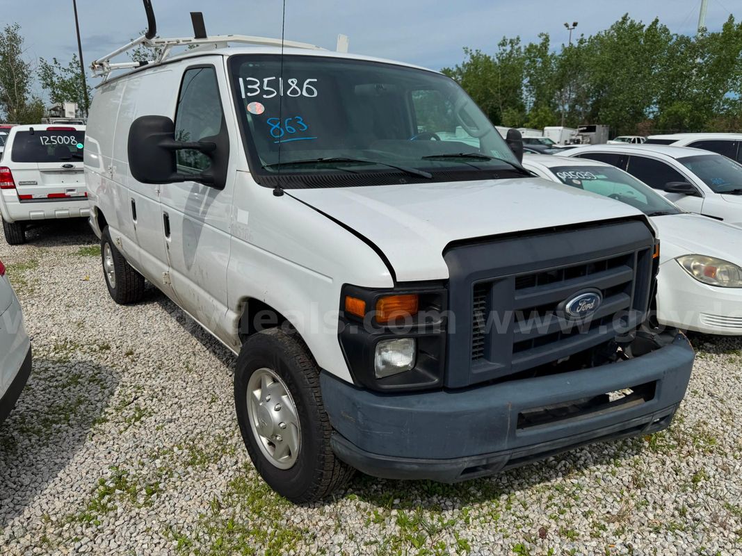 2013 Ford E-250 LOT863 - 135186 - R