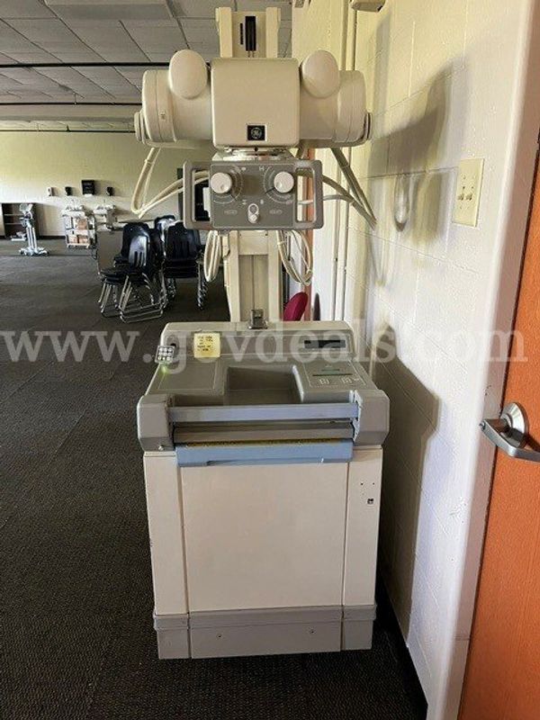 Portable GE AMX4+ X-Ray Machine