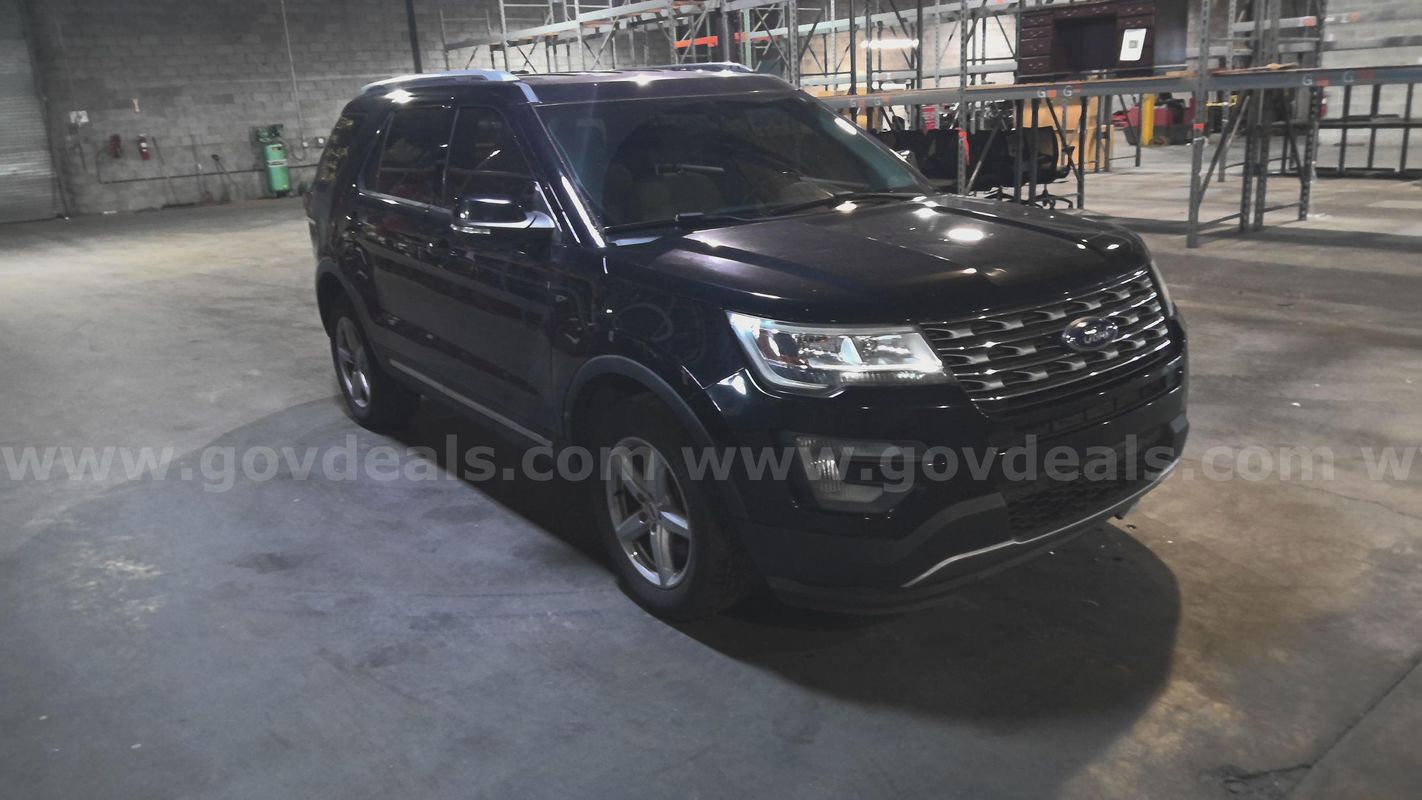 2017 Ford Explorer