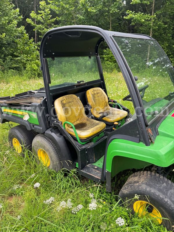 2020 John Deere 6x4 Gator