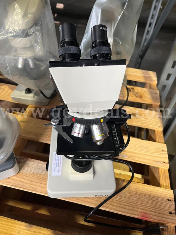 Microscope