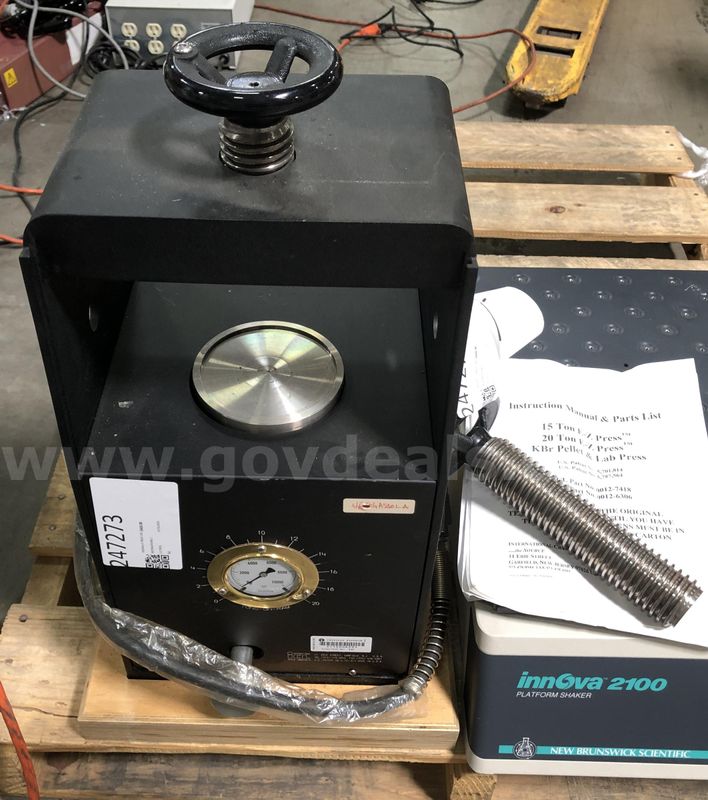 Hydraulic Press: Lab, Bench Top