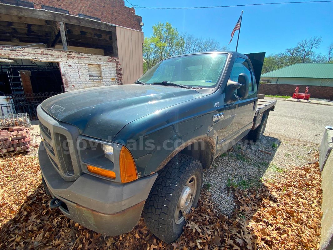 2005 Ford F-250 SD XL 4WD