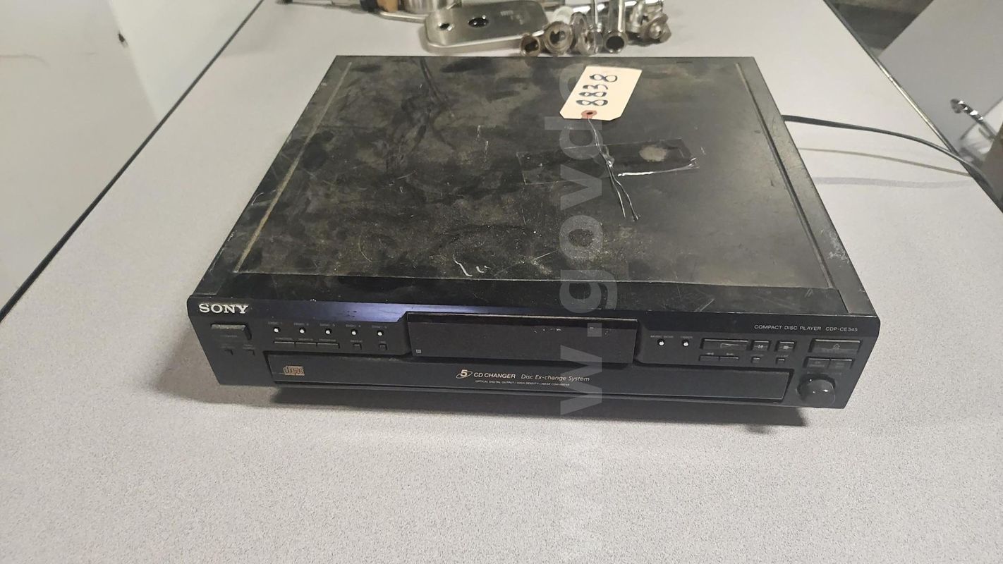 MSU Lot # 8838 - Sony CD Player