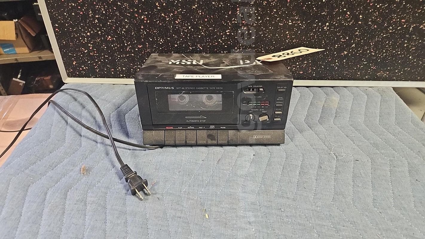 MSU Lot # 8860 - Optimus Stereo Cassette Tape Deck