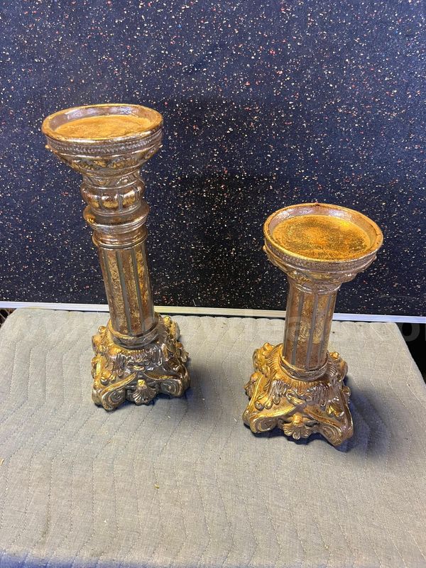 MSU Lot # 9022- Pillar Decor Columns Set of 2