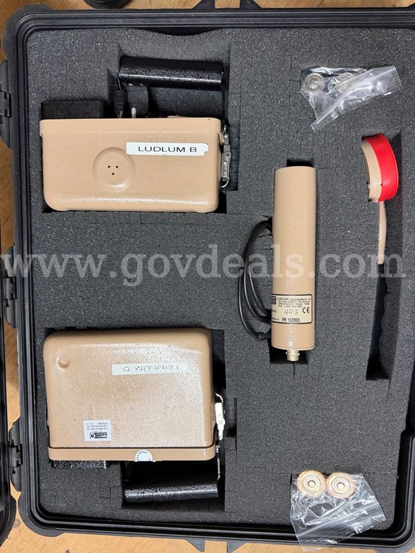 Ludlum, Low Level Gamma Radiation Detector, Model 19 Micro Meter Kit