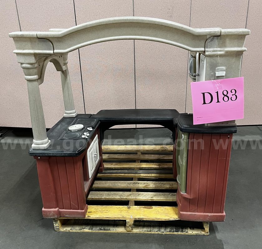 **** Step-2 Kids Grand Walk-In Kitchen **** (I)